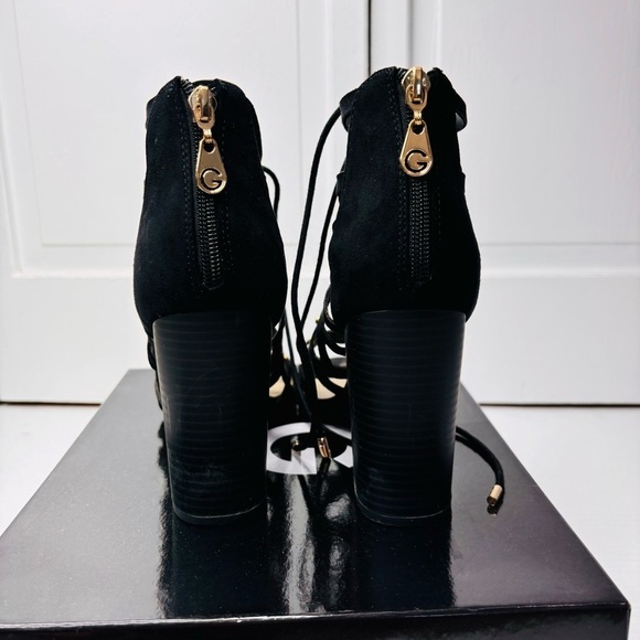 G BY GUESS Juto5 Black Fabric Heels Size 7.5 - Picture 6 of 8